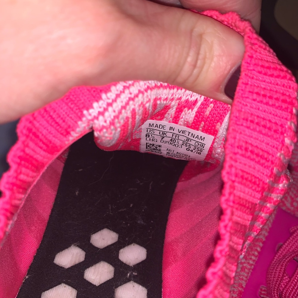 Adidas NMD size 8.5 Women’s - Picture 4 of 5